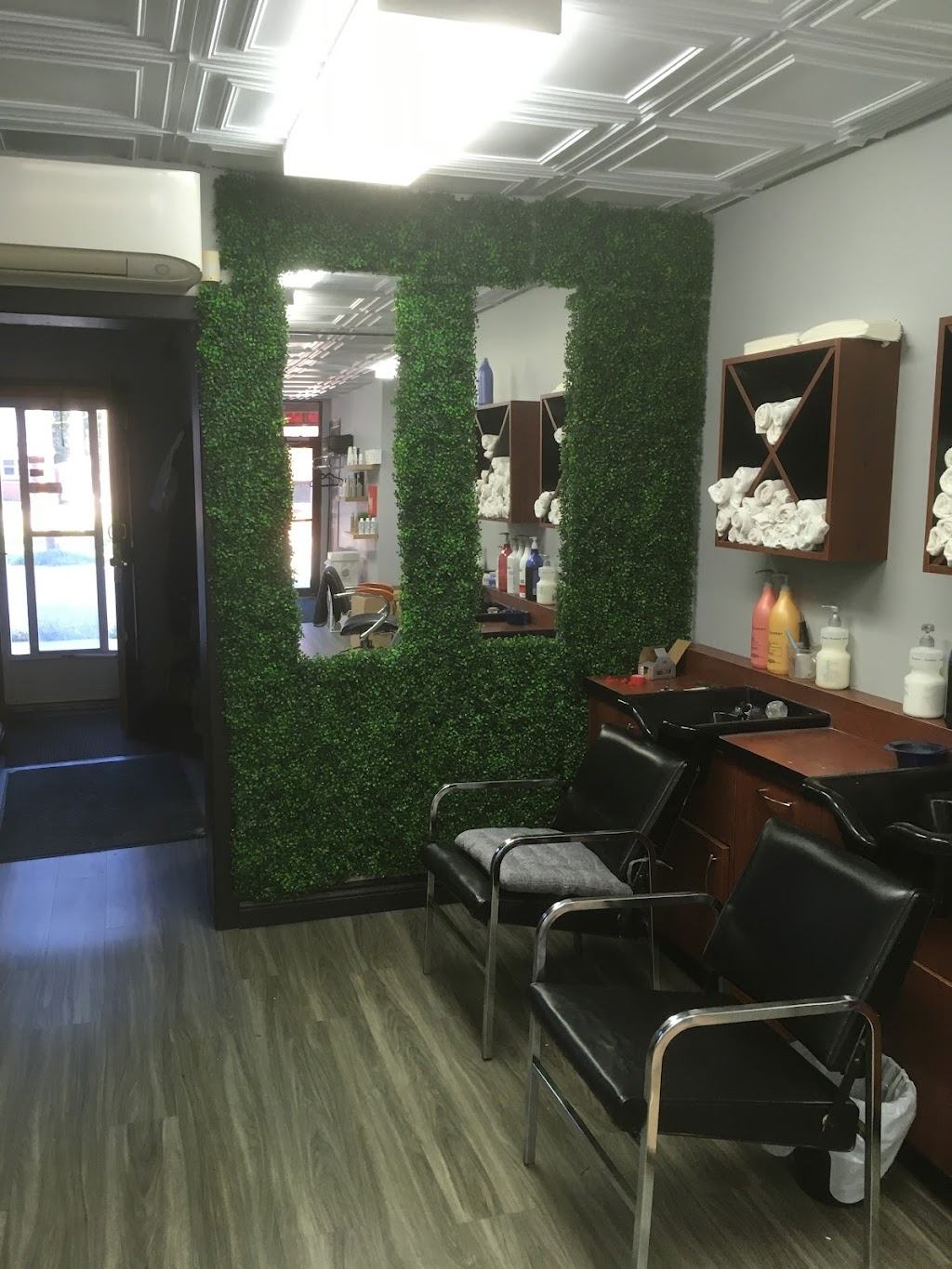 Hair Power | 565 Dundas St, Woodstock, ON N4S 1C6, Canada | Phone: (519) 537-7302