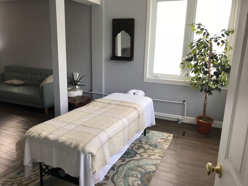 Lakeside Inn Massage Therapy | 86 Creighton St S, Orillia, ON L3V 1B2, Canada | Phone: (705) 325-2514
