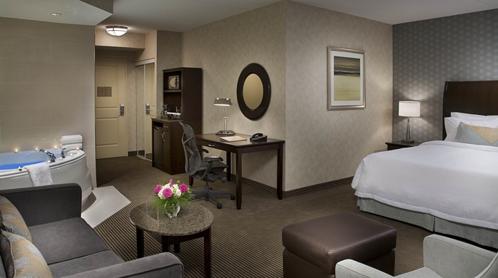 Hilton Garden Inn Toronto Airport West/Mississauga | 1870 Matheson Blvd, Mississauga, ON L4W 0B3, Canada | Phone: (905) 361-6300
