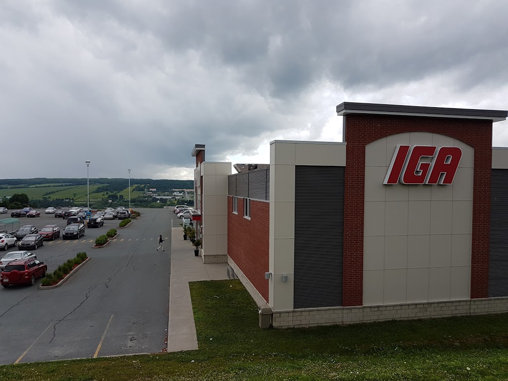 IGA families Rodrigue and Groleau | 911 150e Rue, Saint-Georges, QC G5Y 0J1, Canada | Phone: (418) 228-2226