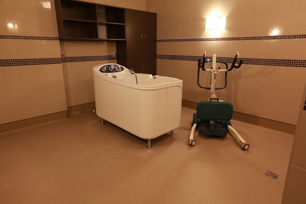 Richmond Hill Mon Sheong Private Care 烈治文山孟嘗私家護理 | 11211 Yonge St Building B, Richmond Hill, ON L4S 0E9, Canada | Phone: (289) 452-0110