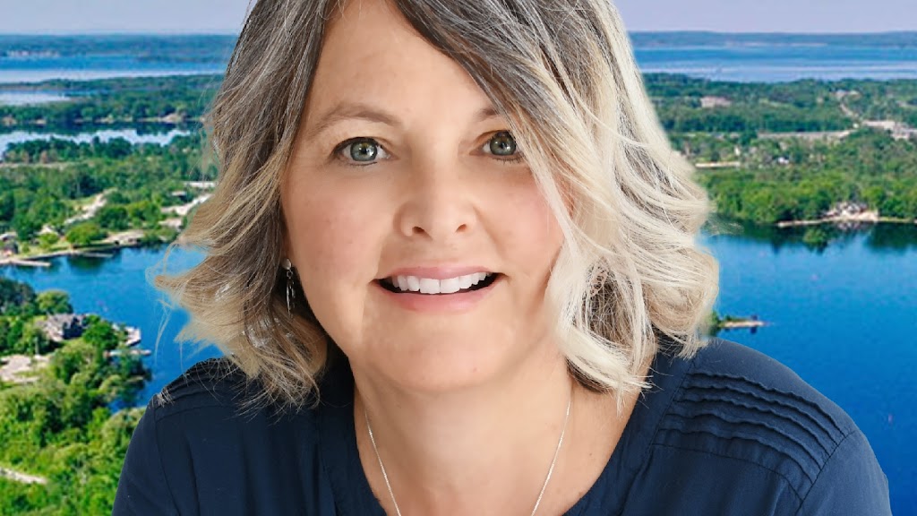 Lisa Selvage, Real Estate Services | 7 William St #2, Parry Sound, ON P2A 1V2, Canada | Phone: (705) 644-9277