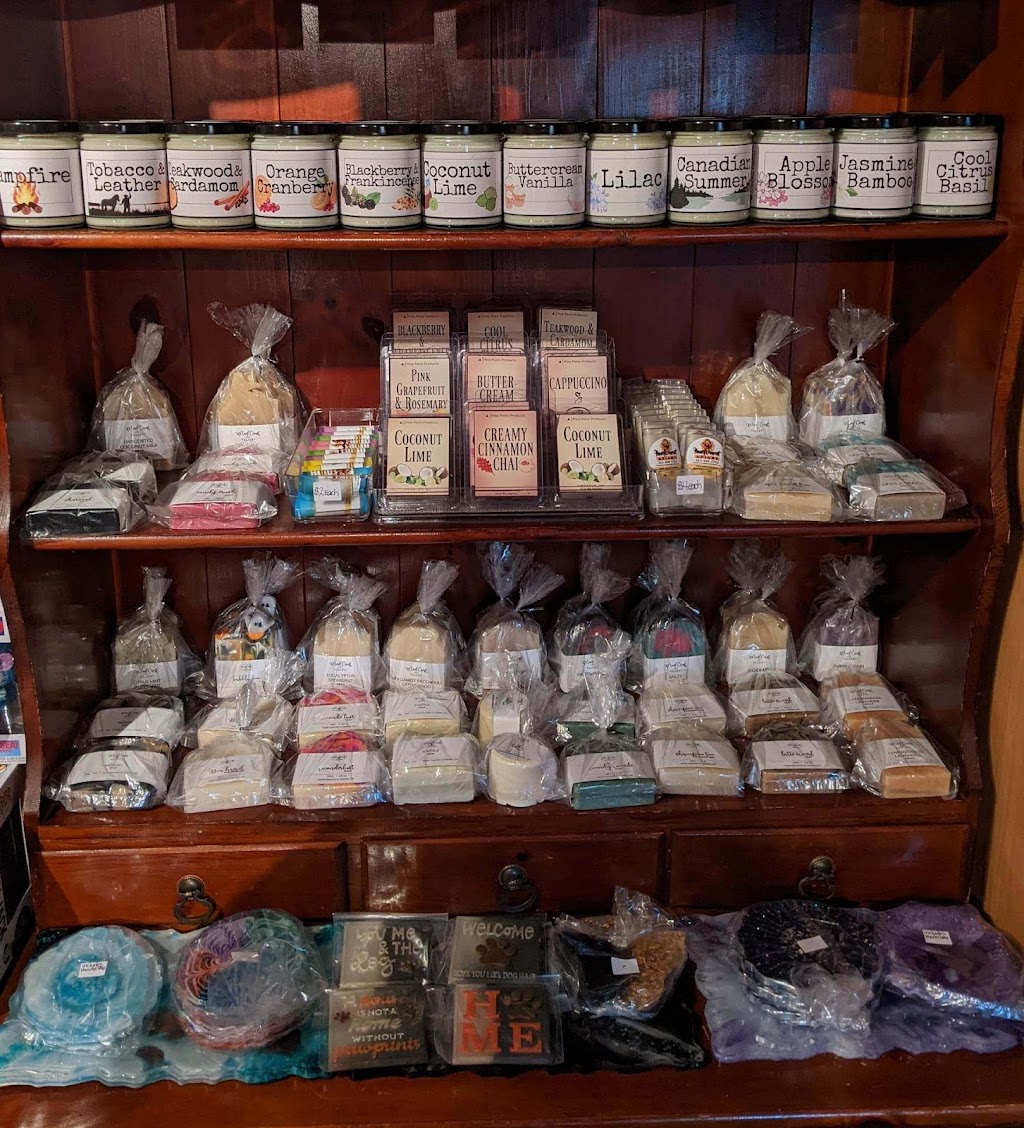 Grammas Shabby Attic | 263 Simmons Rd, Odessa, ON K0H 2H0, Canada | Phone: (343) 333-1311