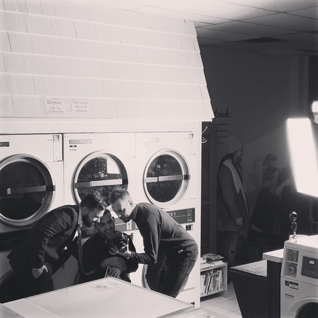 Community Laundry | 287 Jane St, Toronto, ON M6S 3Z3, Canada | Phone: (647) 495-9610