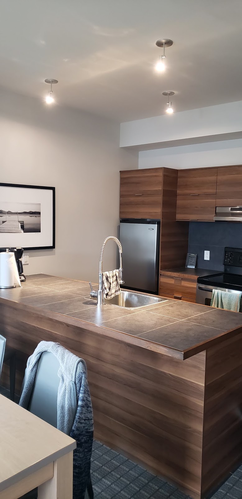 Fraternité-sur-Lac by Location ADP Tremblant | 2212 Chemin du Lac Supérieur, Lac-Supérieur, QC J0T 1P0, Canada | Phone: (855) 717-1566