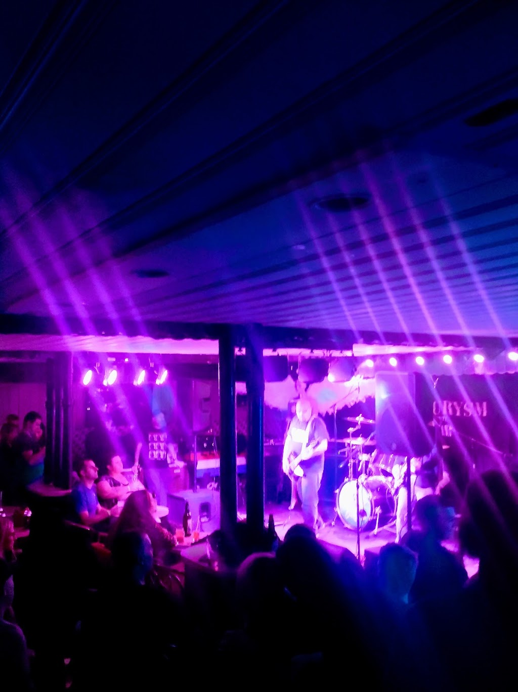 Bar Paradox | Av. du Port, Saguenay, QC G7B 2G9, Canada | Phone: (418) 544-0810