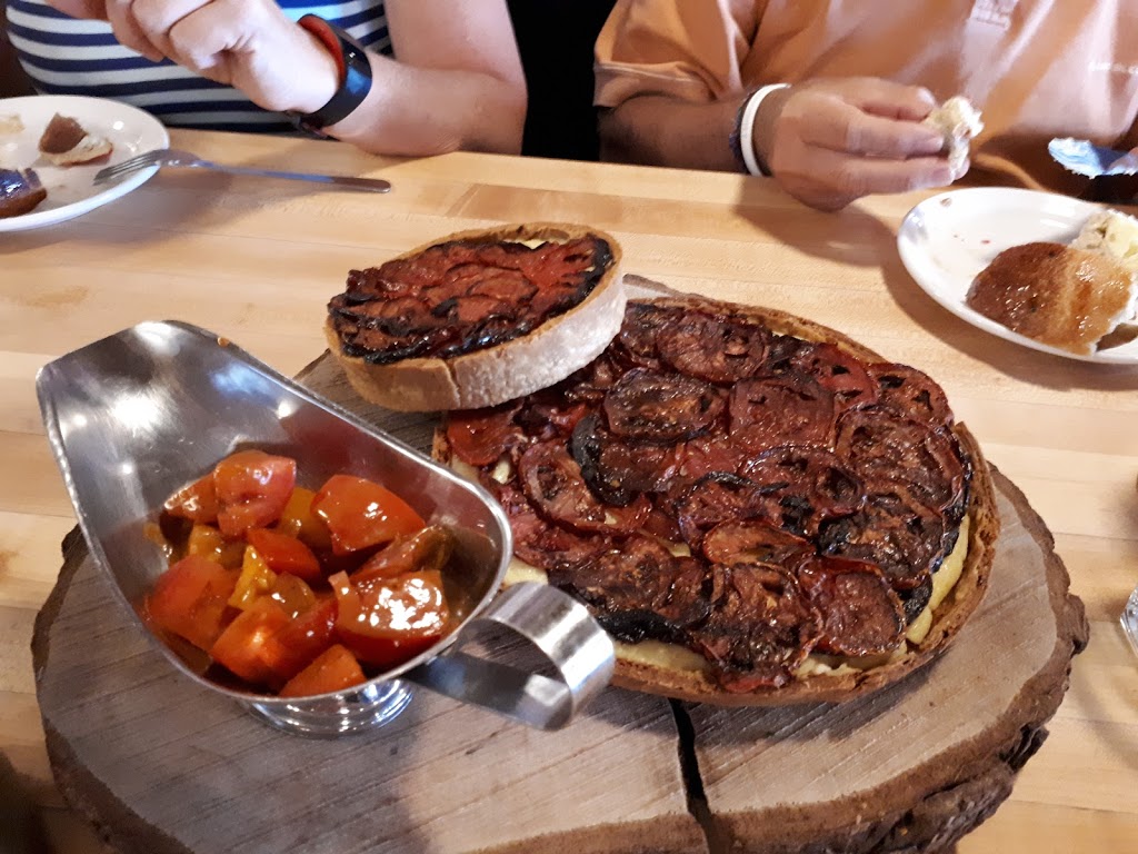Au Pied de Cochon - Accommodation | 3915 Montée Robillard, Mirabel, QC J7N 2S3, Canada