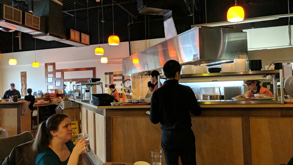 Cha Baa Thai Restaurant | 100 Ilsley Ave, Dartmouth, NS B3B 1J3, Canada | Phone: (902) 407-8899