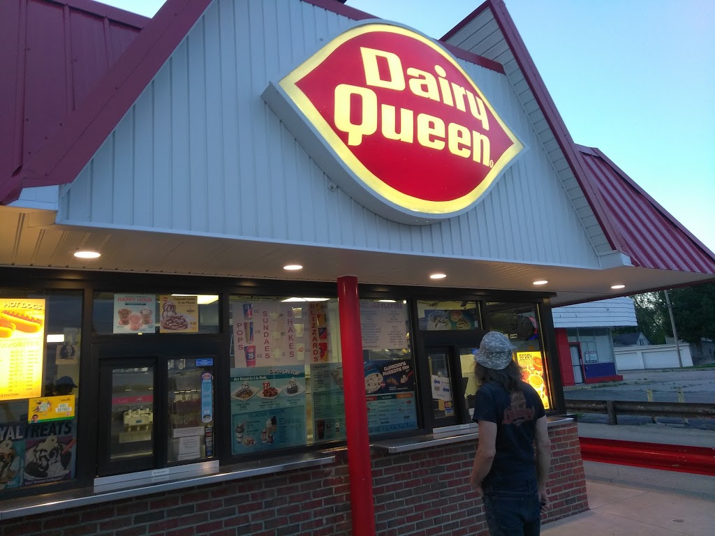 Dairy Queen (Treat) | 1307 St Clair River Dr, Algonac, MI 48001, USA | Phone: (810) 794-7000