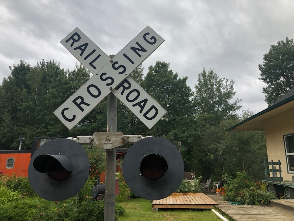 The Footloose Caboose | 20324 Township Rd 502, Beaver County, AB T0B 4J2, Canada | Phone: (780) 662-2372