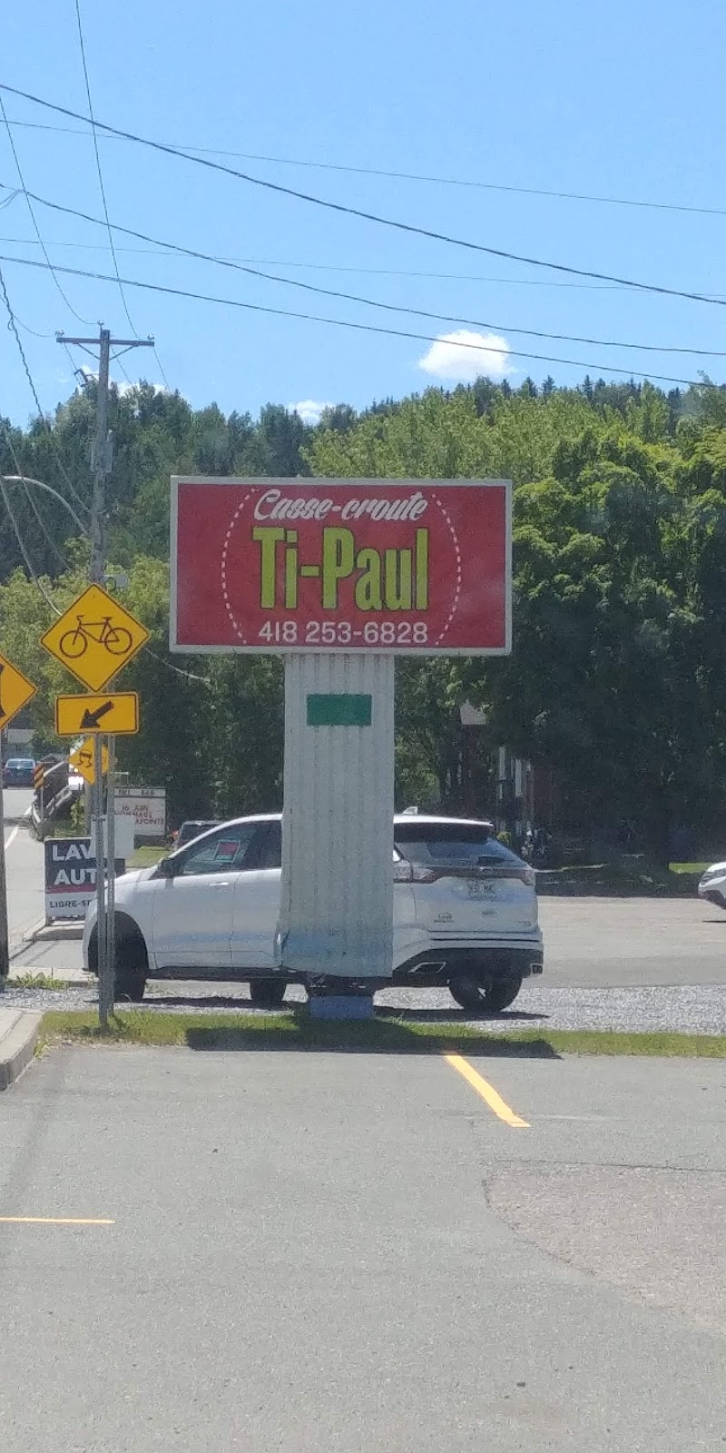 Casse-Croute Ti-Paul | 165 Rue du Pont, Vallée-Jonction, QC G6E 3M4, Canada | Phone: (418) 253-6828
