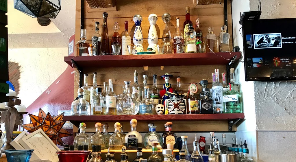 Primos Mexican Grill | 15069 Marine Dr, White Rock, BC V4B 1C5, Canada | Phone: (604) 385-2223