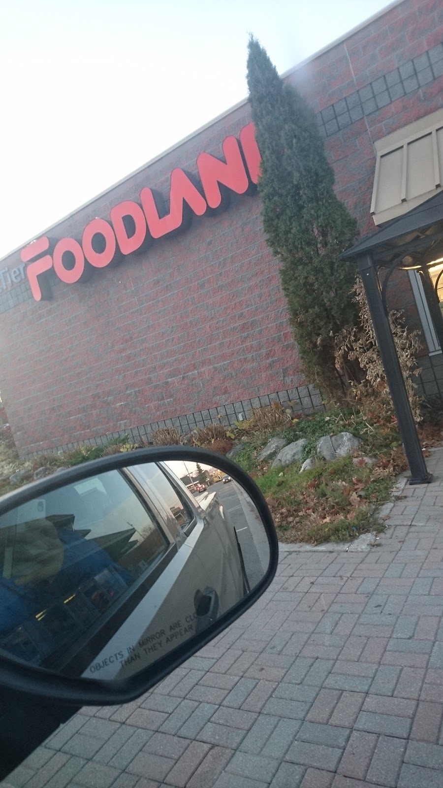 Foodland - Mactier | 7 Front St, MacTier, ON P0C 1H0, Canada | Phone: (705) 375-2620