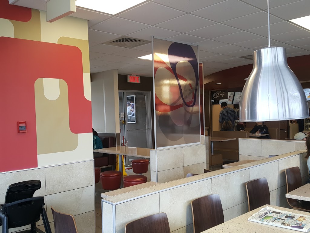 McDonalds | 9781 Boulevard Sainte-Anne, Sainte-Anne-de-Beaupré, QC G0A 3C0, Canada | Phone: (418) 827-8312