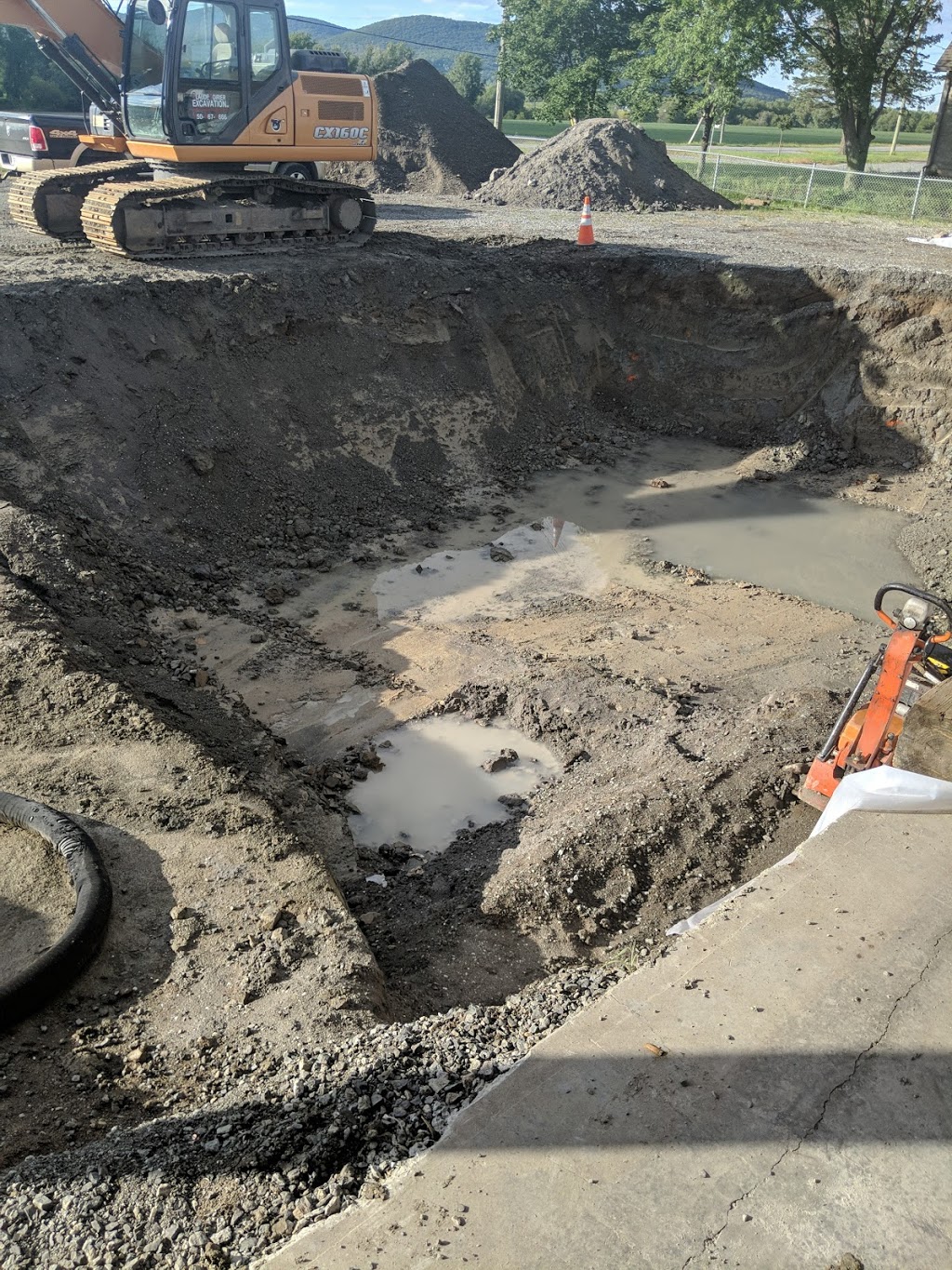 Claude Poirier Excavation inc | 4525 Rang de la Rivière S, Saint-Jean-Baptiste, QC J0L 2B0, Canada | Phone: (514) 233-2628
