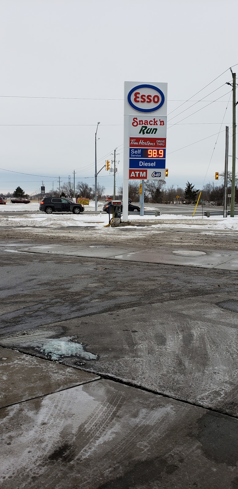 SNACK N RUN | 2 Essex County Rd 46, Maidstone, ON N0R 1K0, Canada | Phone: (519) 723-2570