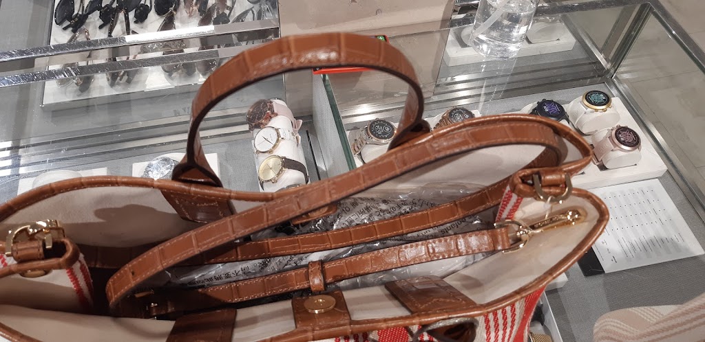 Michael Kors Outlet | 1075-7899 Templeton Station Rd Suite #40-41, Richmond, BC V7B 0B7, Canada | Phone: (604) 248-1440