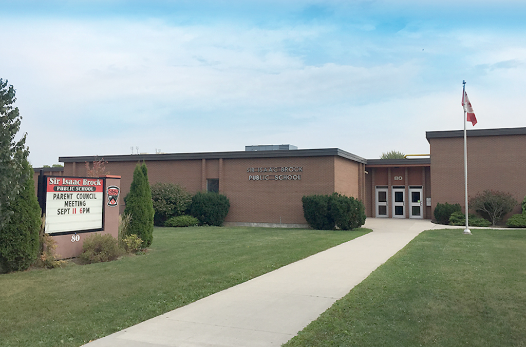 Sir Isaac Brock Public School | 80 St Lawrence Blvd, London, ON N6J 2X1, Canada | Phone: (519) 452-8560