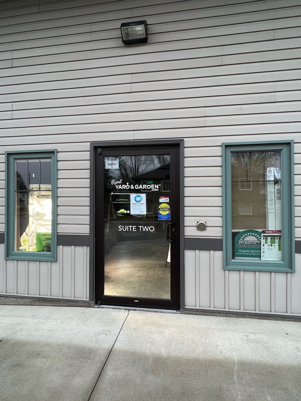Rural Yard & Garden | 55 Main St S Suite 2, Milverton, ON N0K 1M0, Canada | Phone: (519) 998-3392