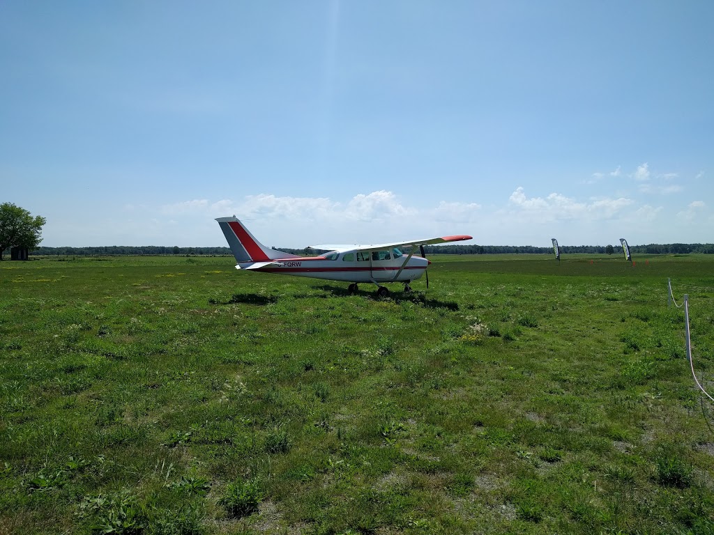 Skydive Ontario | 5820 ON-3, Cayuga, ON N0A 1E0, Canada | Phone: (416) 759-3483