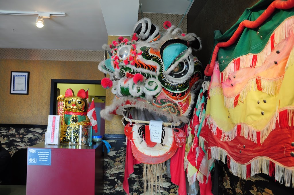 Oriental Pearl Chinese Food | 407 Marion St, Winnipeg, MB R2H 0V4, Canada | Phone: (204) 237-8985
