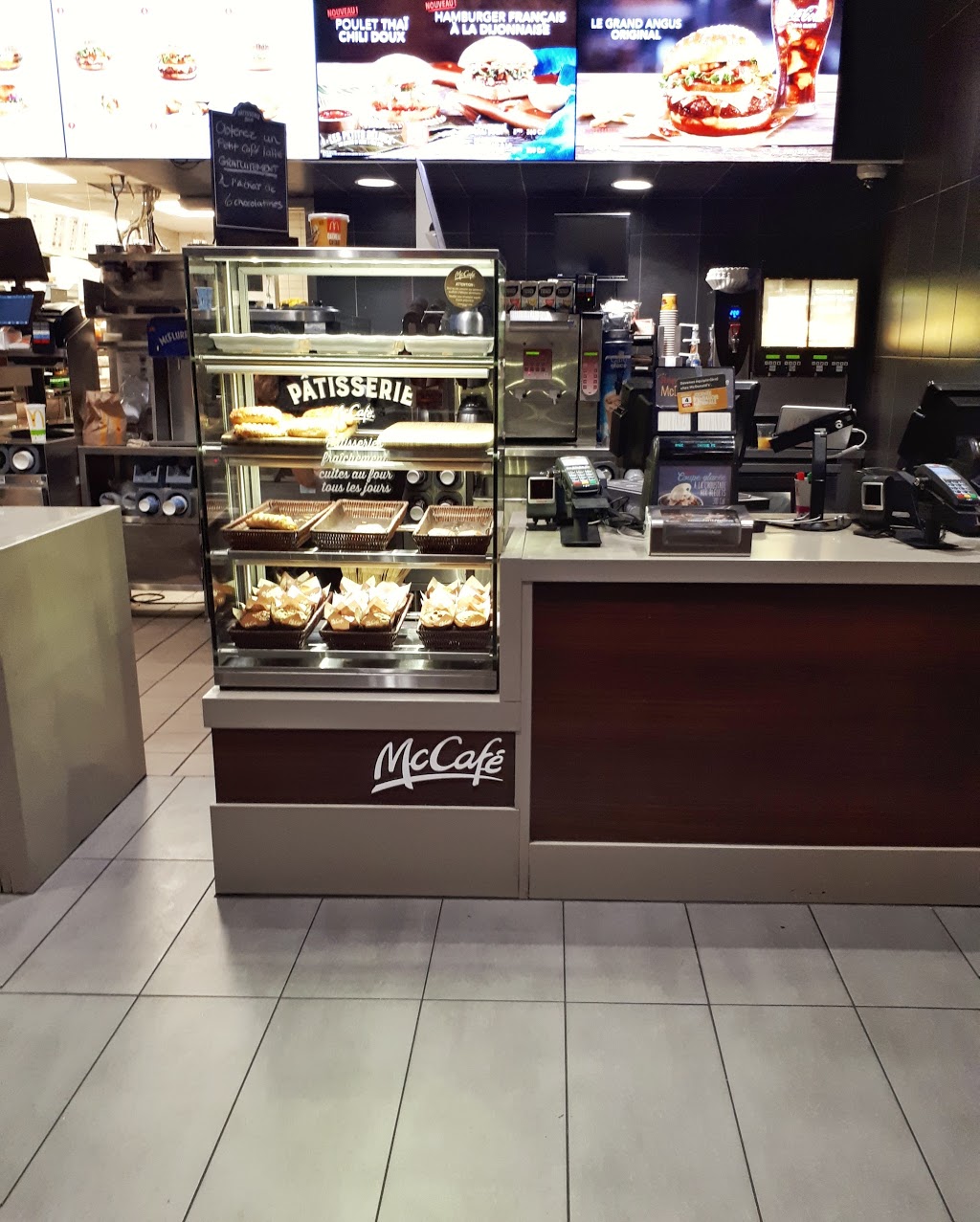 McDonalds | 2895 Boulevard de la Concorde E, Laval, QC H7E 2B5, Canada | Phone: (450) 661-5072