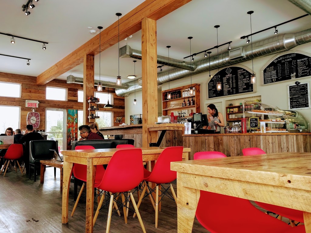 Mickeys Café | 832 Chemin du Village, Morin-Heights, QC J0R 1H0, Canada | Phone: (450) 644-0060