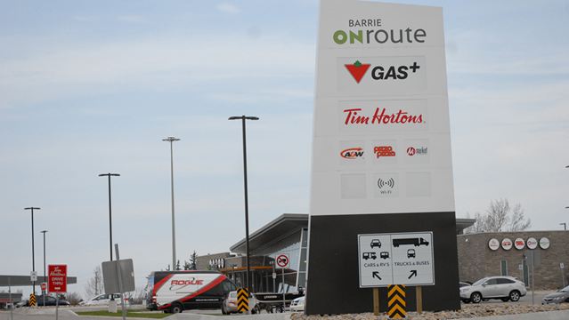 Barrie Travel Plaza | 201 Fairview Rd, Barrie, ON L4N 9B1, Canada | Phone: (705) 719-2100