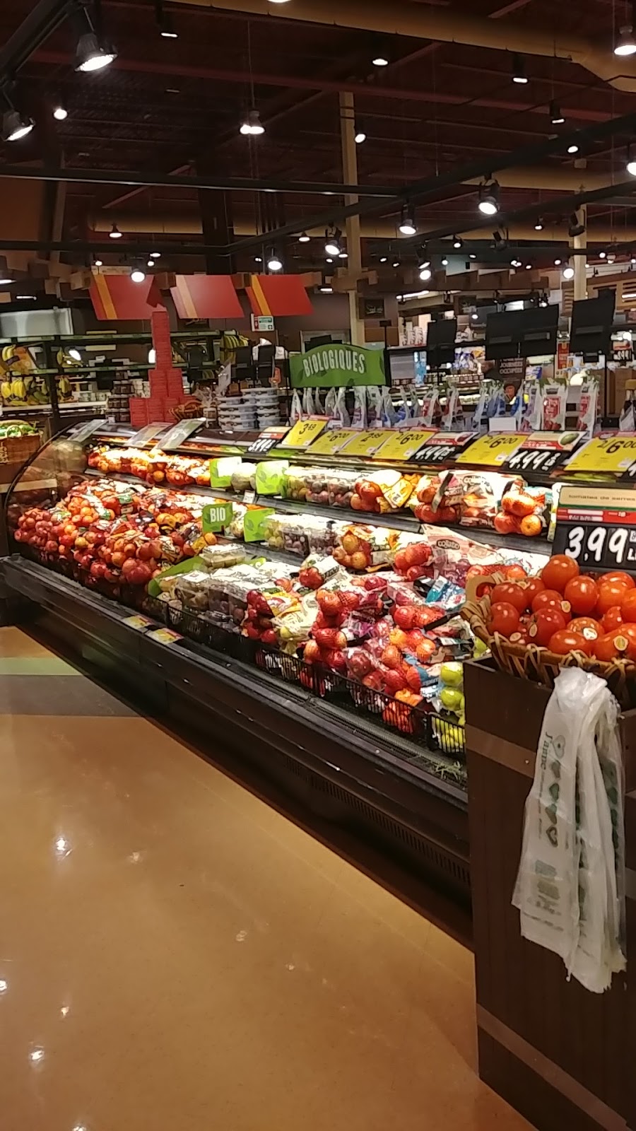 IGA extra Convivio | 1819 Avenue Industrielle, Québec, QC G3K 1L8, Canada | Phone: (418) 843-6767