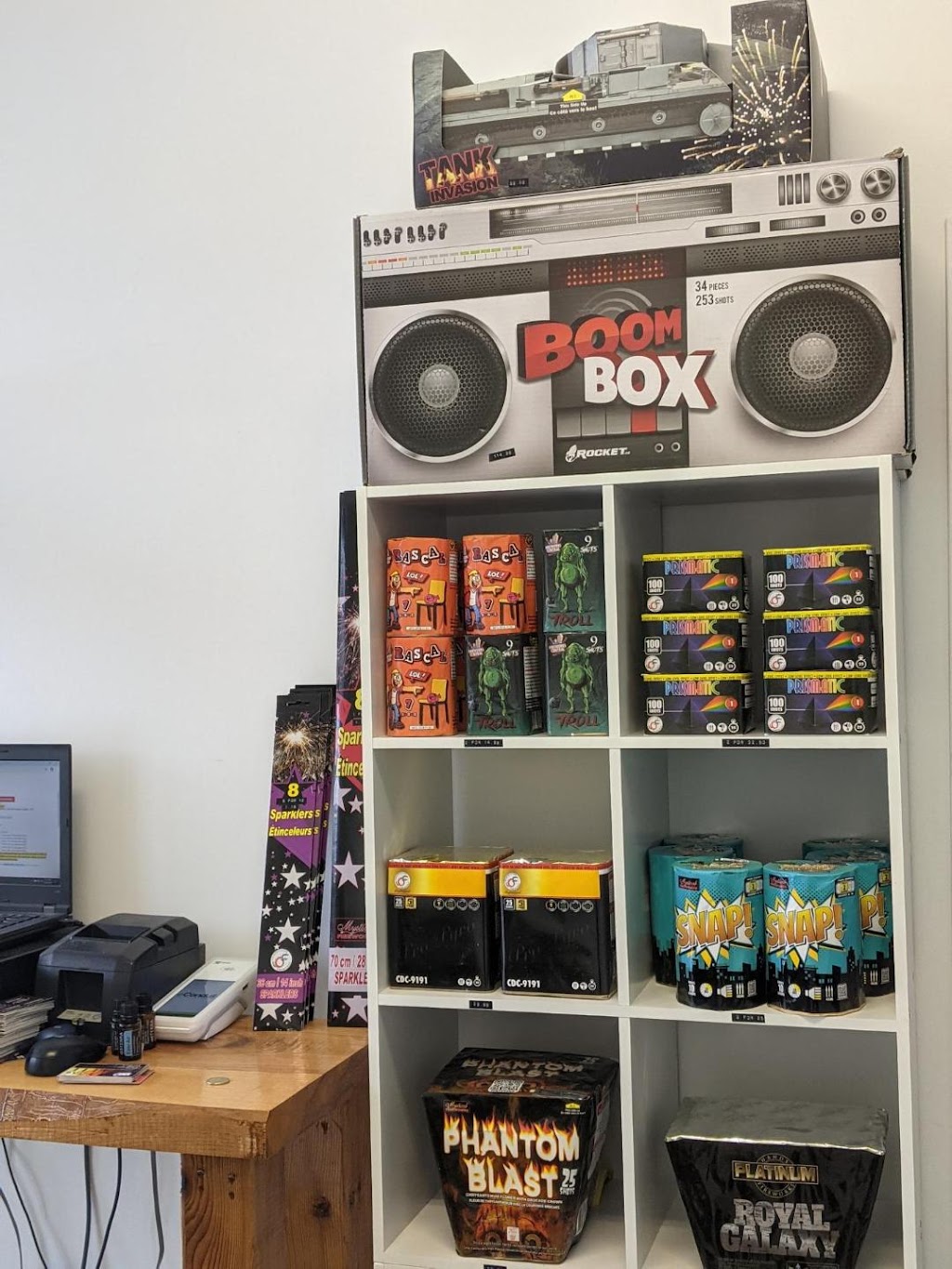 Rocket Fireworks | 2045 20th Ave E, Leith, ON N0H 1V0, Canada | Phone: (519) 387-6969