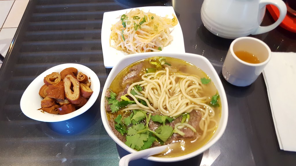 Eight Noodles | 3309 Sheppard Ave E, Scarborough, ON M1T 3K2, Canada | Phone: (416) 490-1888