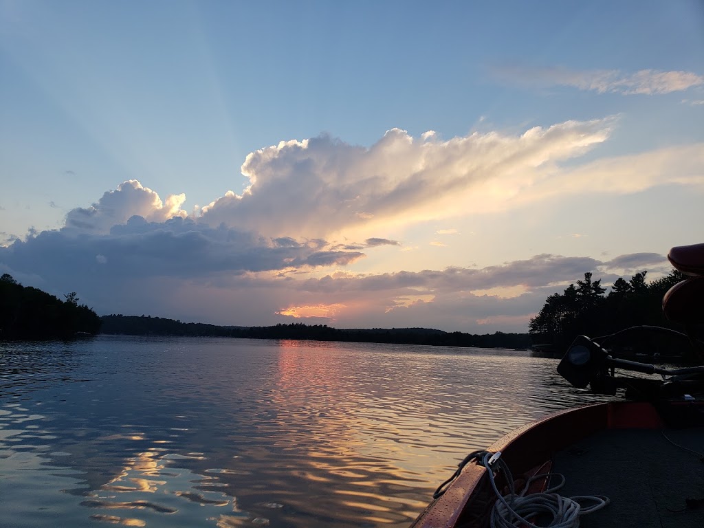 Jacks Lake Lodge Cottage Rentals | 1071 Jack Lake Rd, Apsley, ON K0L 1A0, Canada | Phone: (705) 656-9447