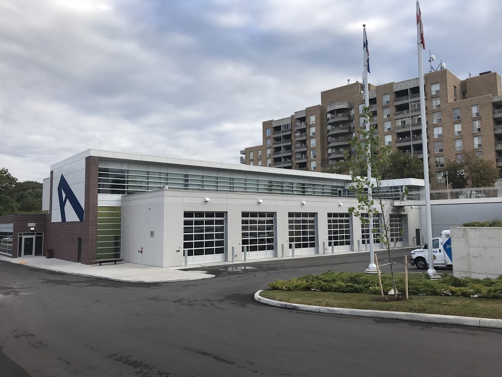 Toronto Paramedic Services Multifunction Station | 3G4, 1300 Wilson Ave, North York, ON M3M 1H5, Canada