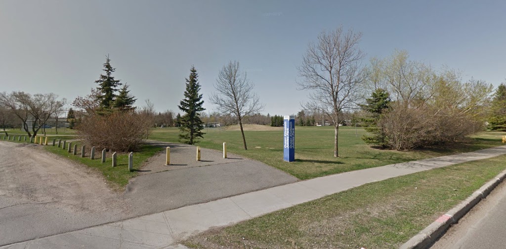 Queen Elizabeth Jubilee Park | 121 18 Ave E, Regina, SK S4N 2W9, Canada | Phone: (306) 777-7000
