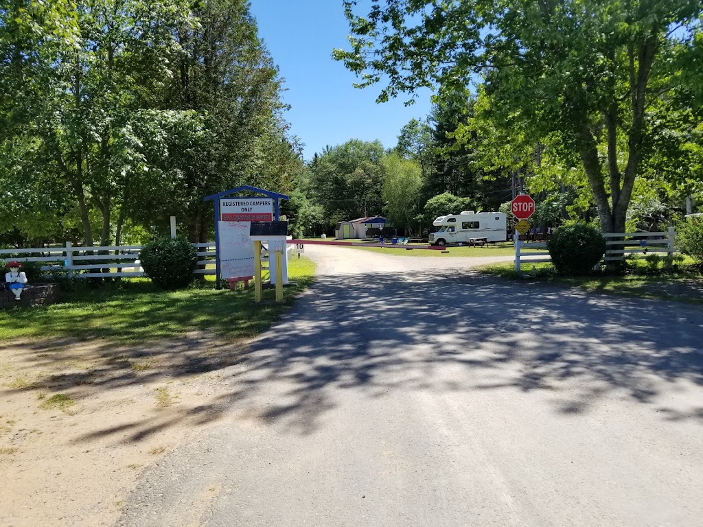 Klahanie Kamping Ltd | 1144 Victoria Rd, Aylesford, NS B0P 1C0, Canada | Phone: (902) 847-9316