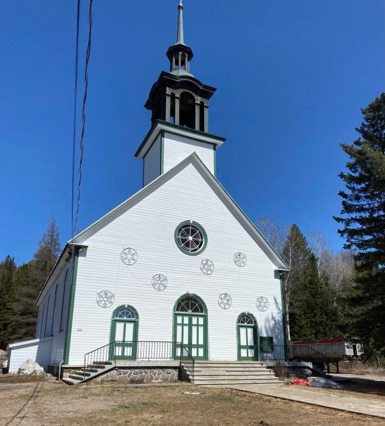 Dans la musette - Halte cycliste | 2024 Chem. des Hauteurs, Sainte-Lucie-des-Laurentides, QC J0T 2J0, Canada | Phone: (514) 578-3928