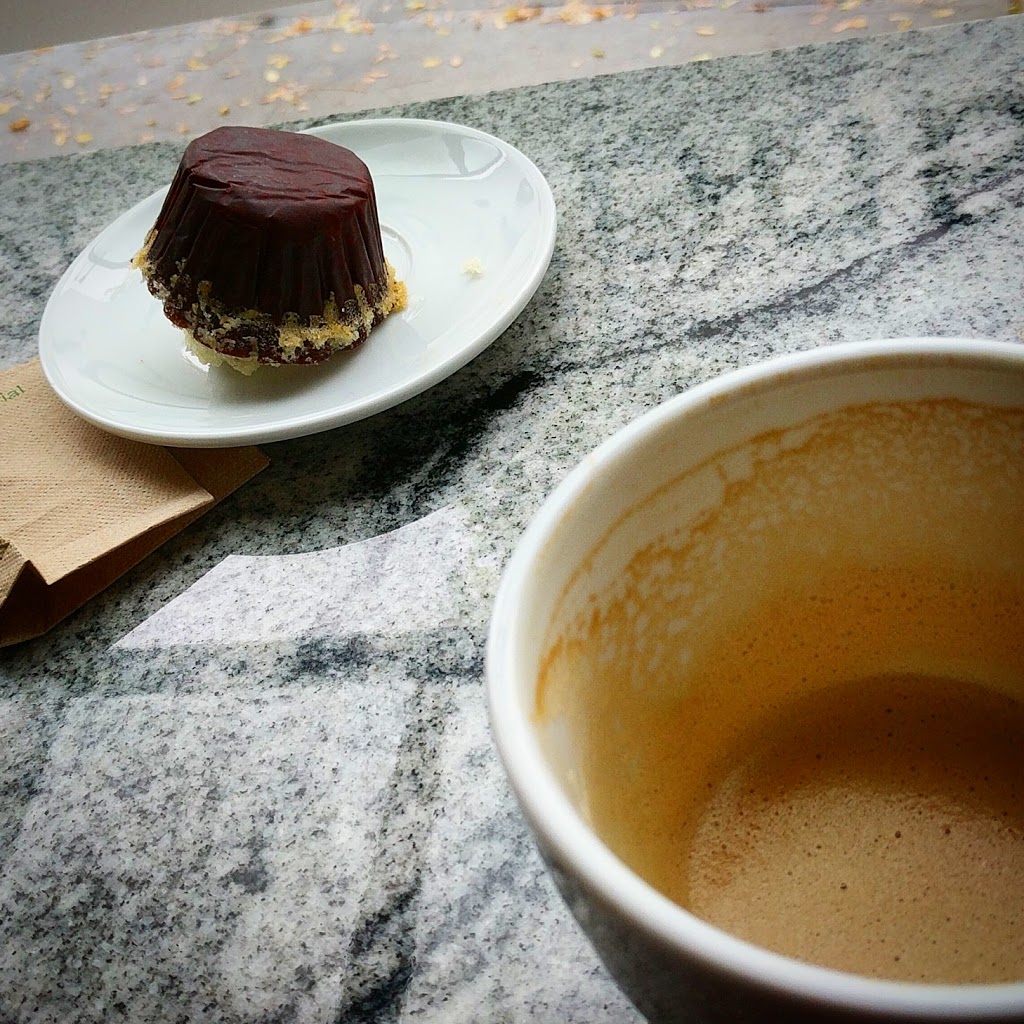 Kaurs Coffee | 2406 E Broadway, Vancouver, BC V5M 4T9, Canada | Phone: (604) 565-1111