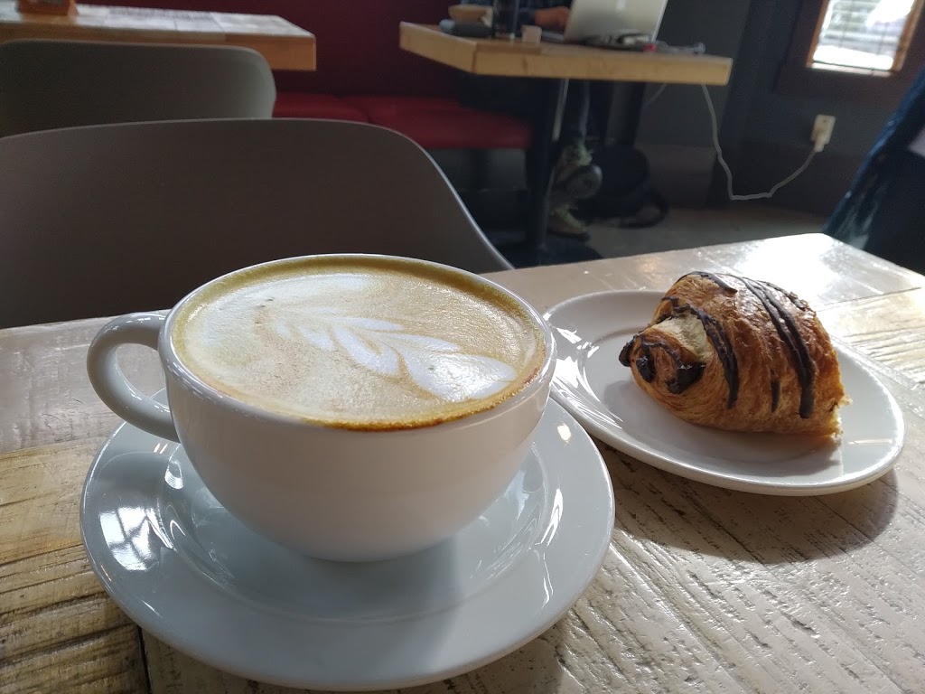 Fix Café | 2131 Lake Placid Rd, Whistler, BC V8E 0B2, Canada | Phone: (604) 966-5700