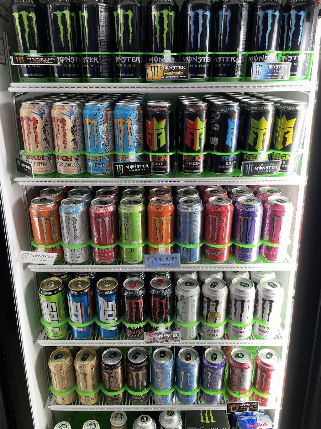 Convenience store XL Express | 5690 Ch. de Chambly, Saint-Hubert, QC J3Y 3P7, Canada | Phone: (450) 443-1100