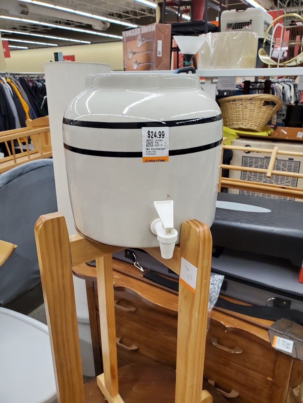 Value Village | 2125 16th St E Unit B, Owen Sound, ON N4K 0E2, Canada | Phone: (519) 370-0174