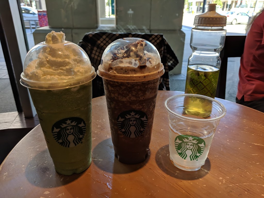 Starbucks | 10 Lower Spadina Ave #101, Toronto, ON M5V 2Z2, Canada | Phone: (416) 593-4866