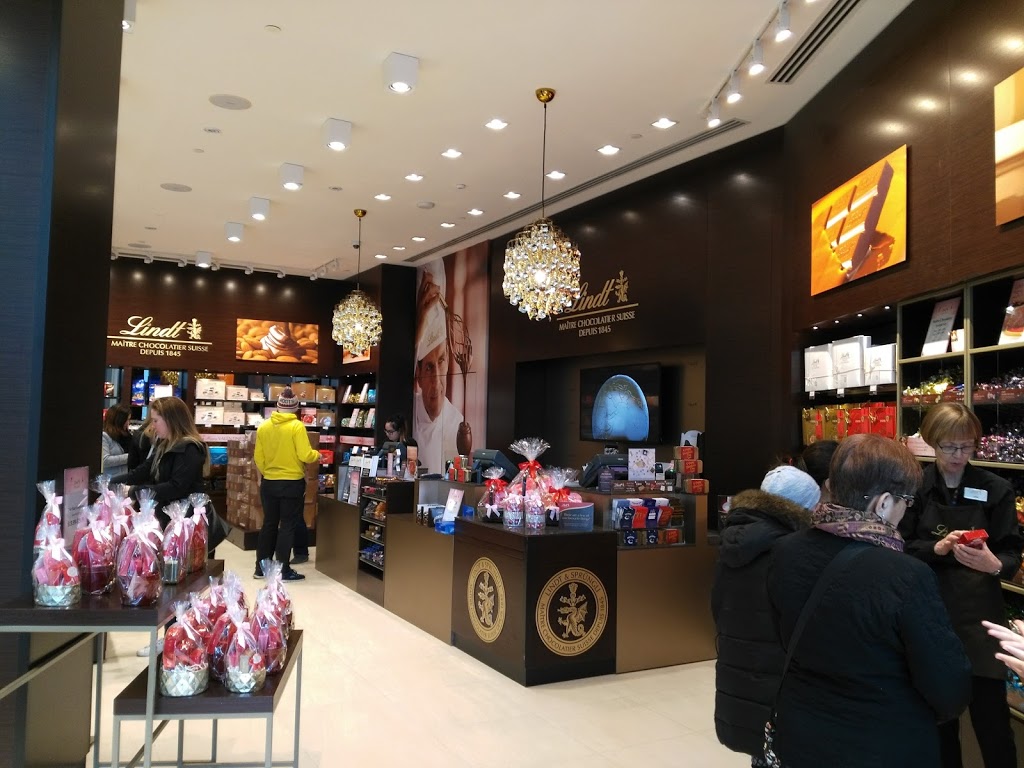 Lindt Chocolate Shop | 5000 Canoe Pass Way CRU #302, Delta, BC V4M 0B3, Canada | Phone: (604) 948-2001