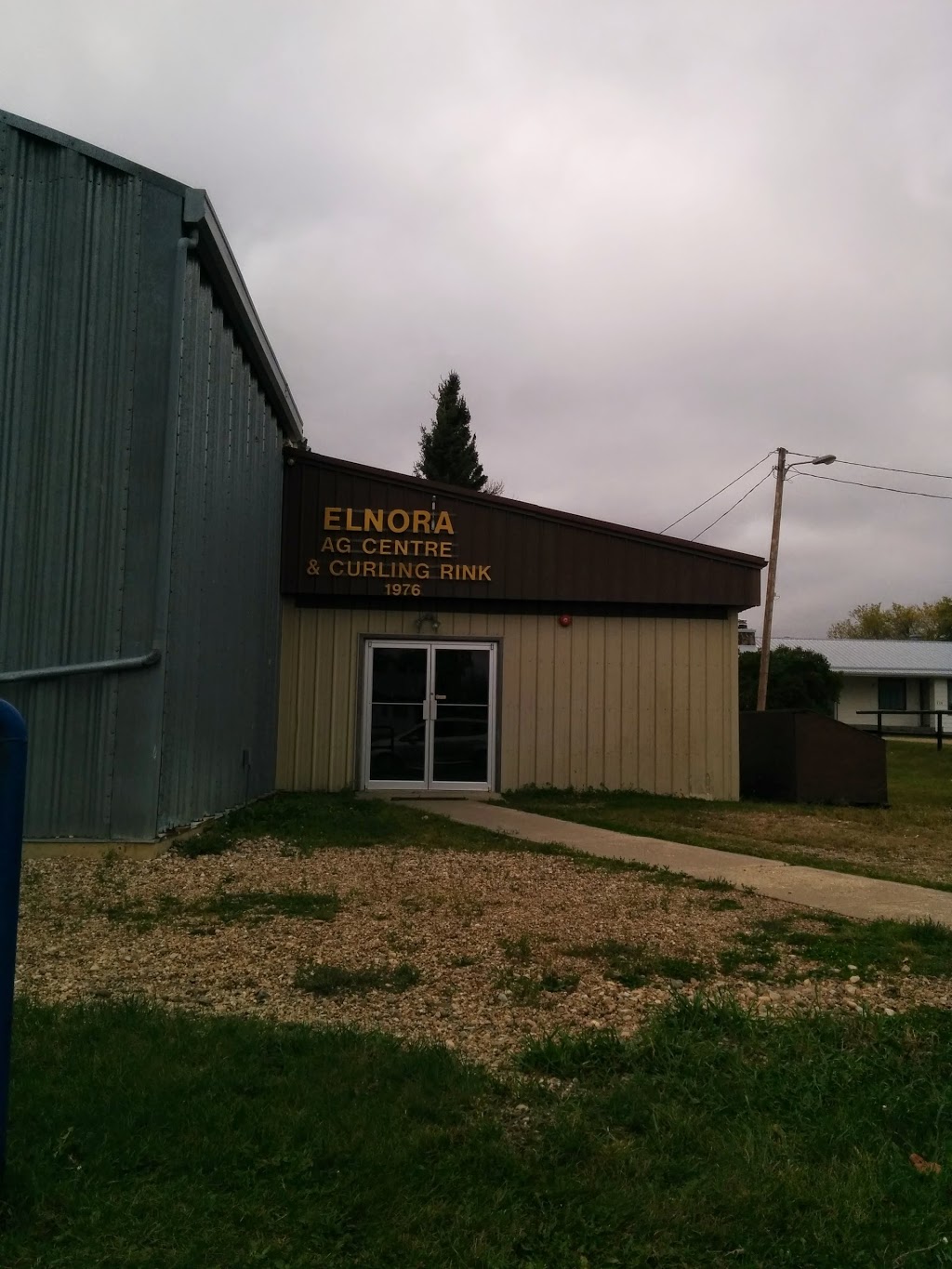 Elnora Agri-Ctr & Curling Rink | 407 2 Ave, Elnora, AB T0M 0Y0, Canada | Phone: (403) 773-3655