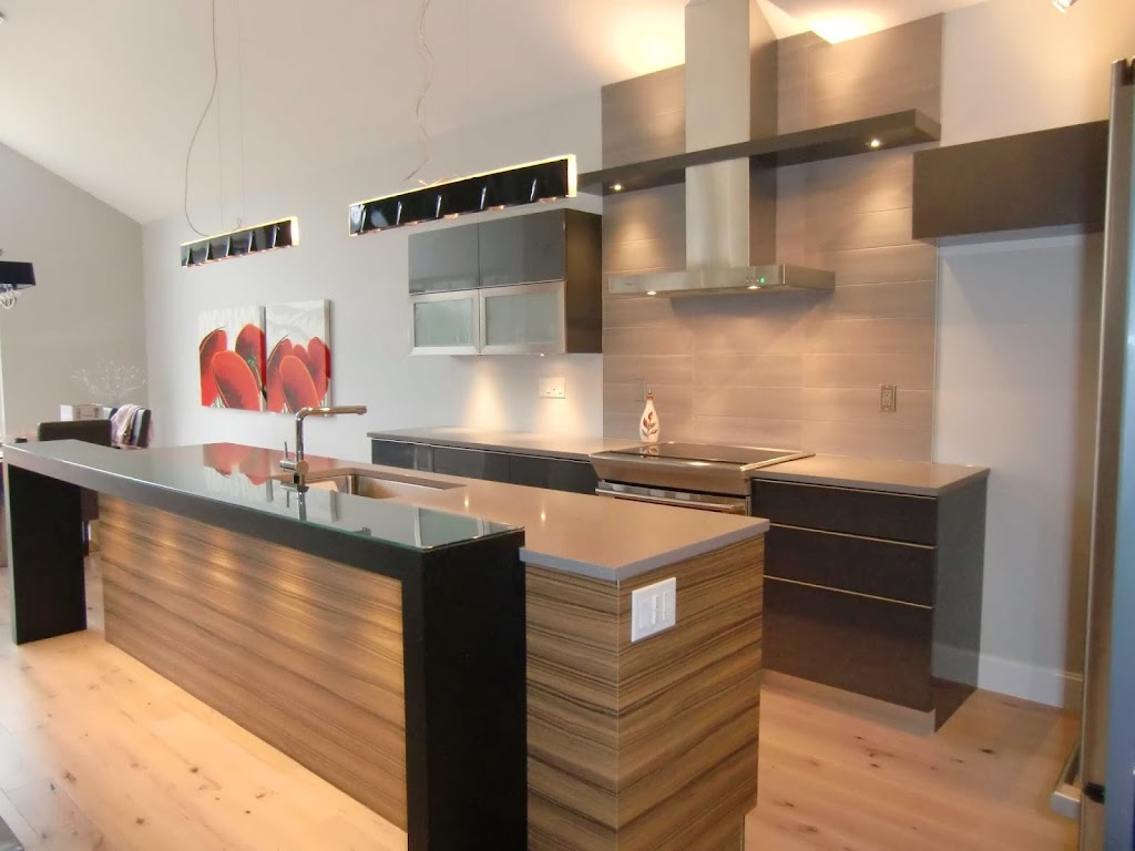 Spécialité M M | 1531 Rte du Président-Kennedy, Saint-Côme-Linière, QC G0M 1J0, Canada | Phone: (418) 685-1313