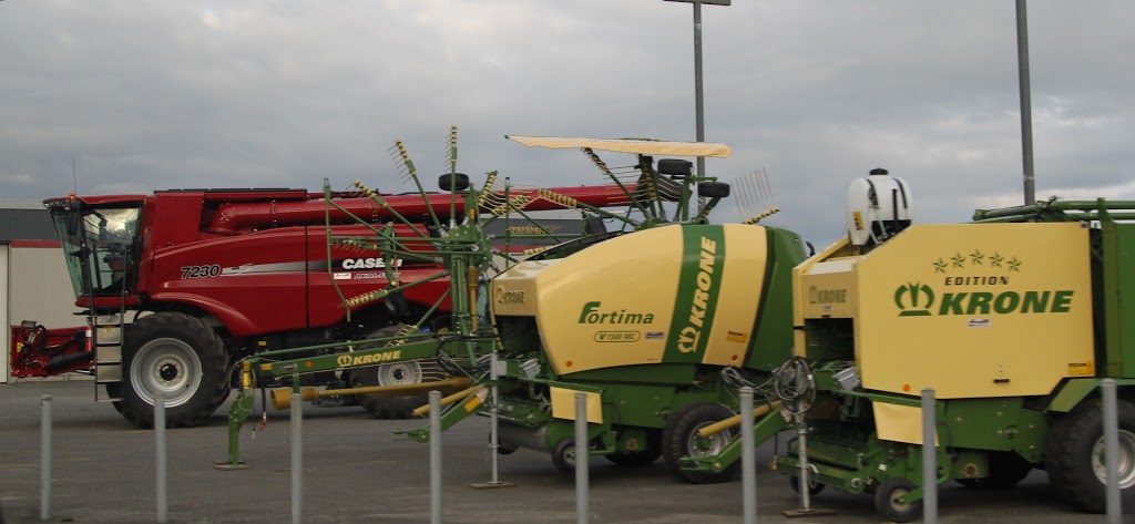Les Equipements Adrien Phaneuf Inc (Case IH) | 925 Rue Notre Dame E, Victoriaville, QC G6P 4B8, Canada | Phone: (819) 752-2594
