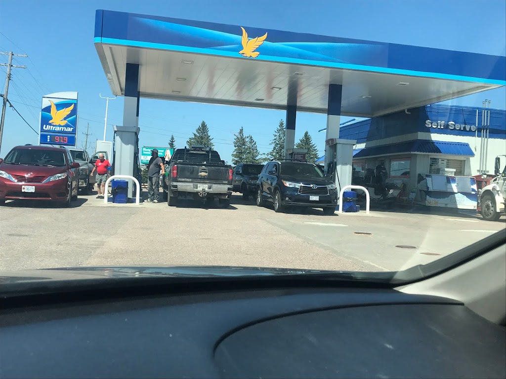 Ultramar - Gas Station | 2991 Petawawa Blvd, Petawawa, ON K8H 1X9, Canada | Phone: (613) 687-5610