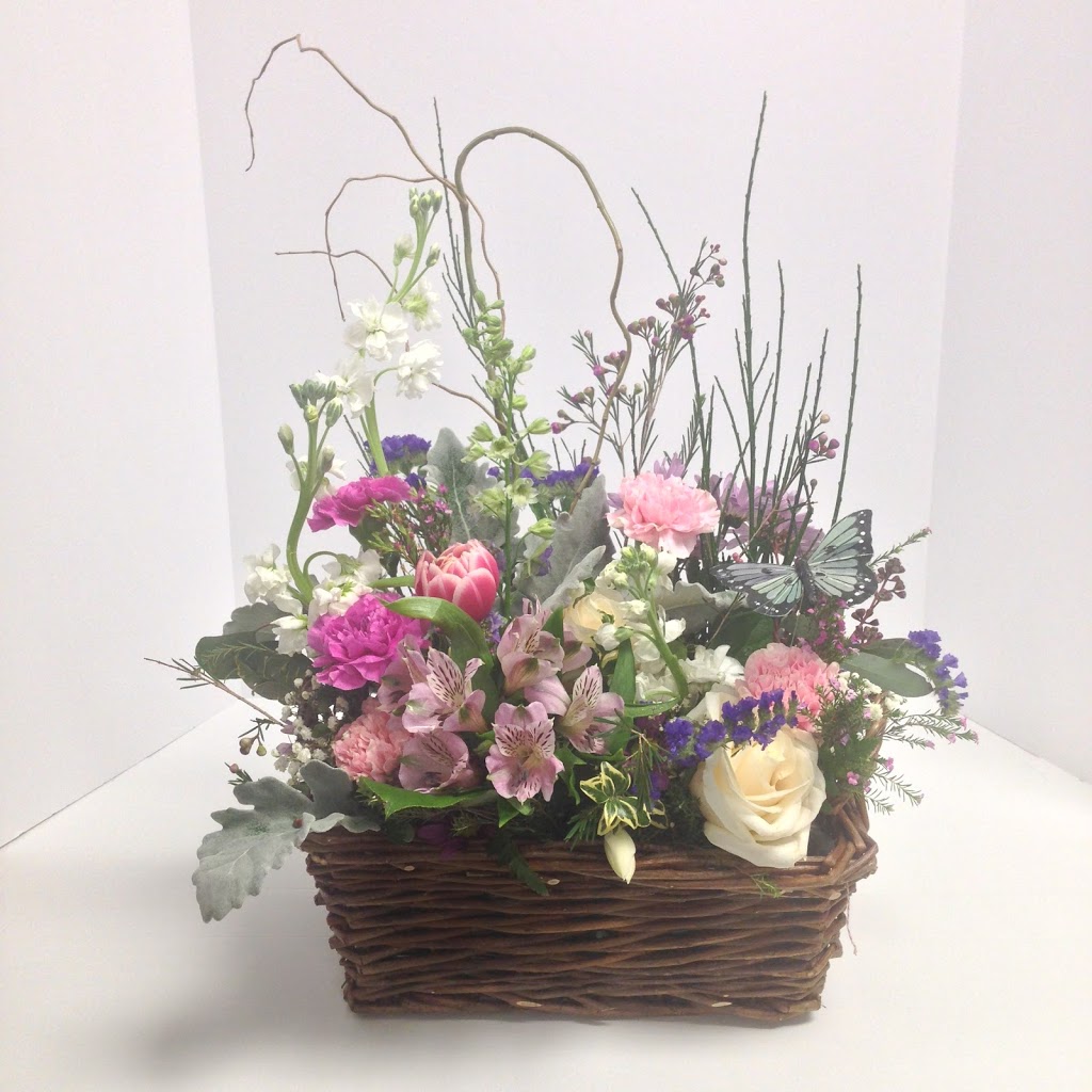 Hi-Way Florists Ltd | 821 Henderson Hwy unit a, Winnipeg, MB R2K 2L2, Canada | Phone: (204) 661-2357