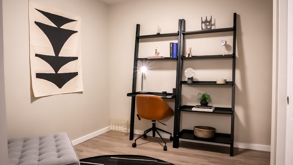 Luna at Aurora - Deveraux Apartment Communities | 100 Lyra Gate, Winnipeg, MB R2V 5C5, Canada | Phone: (204) 237-7368