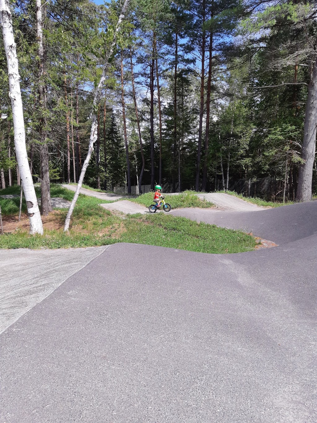Aréna De Mont-Tremblant | Aréna de Mont-Tremblant, 625 Rue Cadieux, Mont-Tremblant, QC J8E 2T4, Canada | Phone: (819) 425-8614