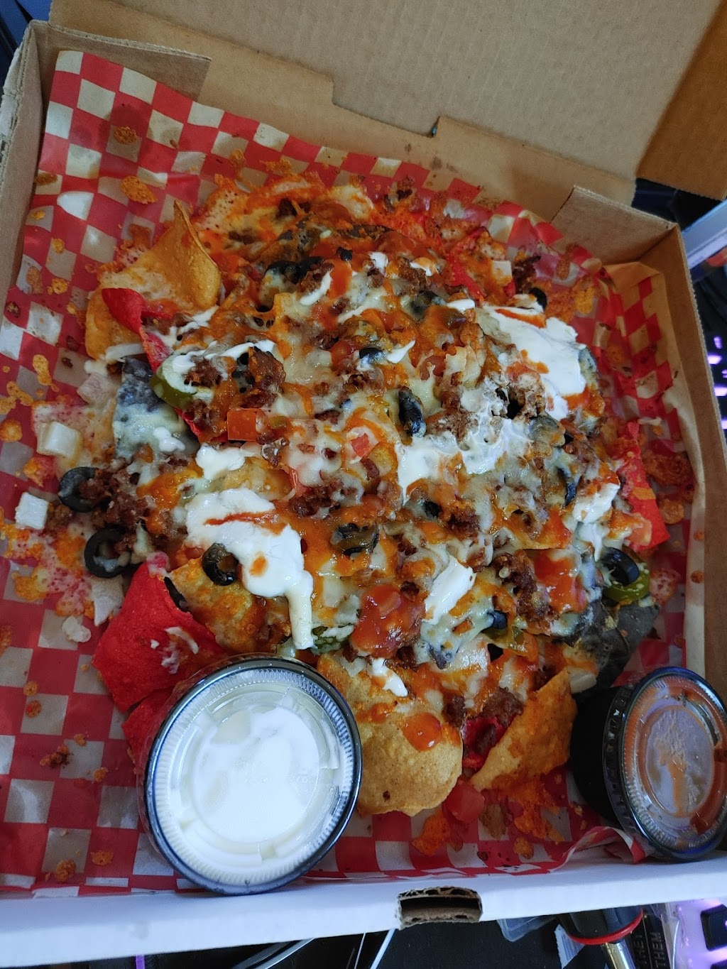 Canadian Pizza Unlimited & Genuine Broaster Chicken | 14124 28 Ave SW, Edmonton, AB T6W 3Y9, Canada | Phone: (780) 758-0206